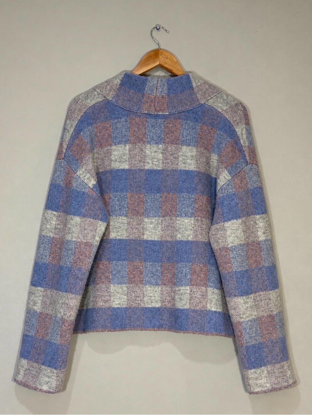 Revolve JOHN + JENN Opalite Plaid Oversized Cardigan Sweater Size S - Picture 5 of 10